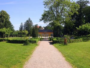 Schlosspark & Orangerie (c) W. Pehlemann